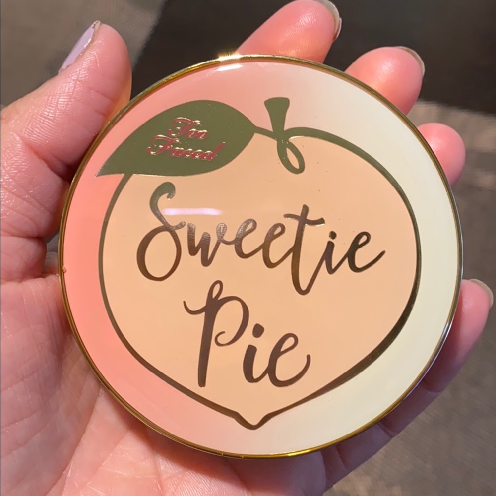 Too Faced Sweetie Pie Radiant Matte Bronzer